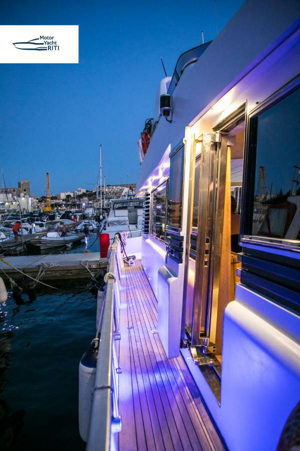 Riti Yacht Hotel Kalkara Exterior photo