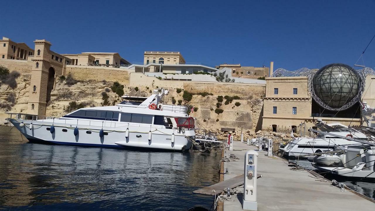 Riti Yacht Hotel Kalkara Exterior photo